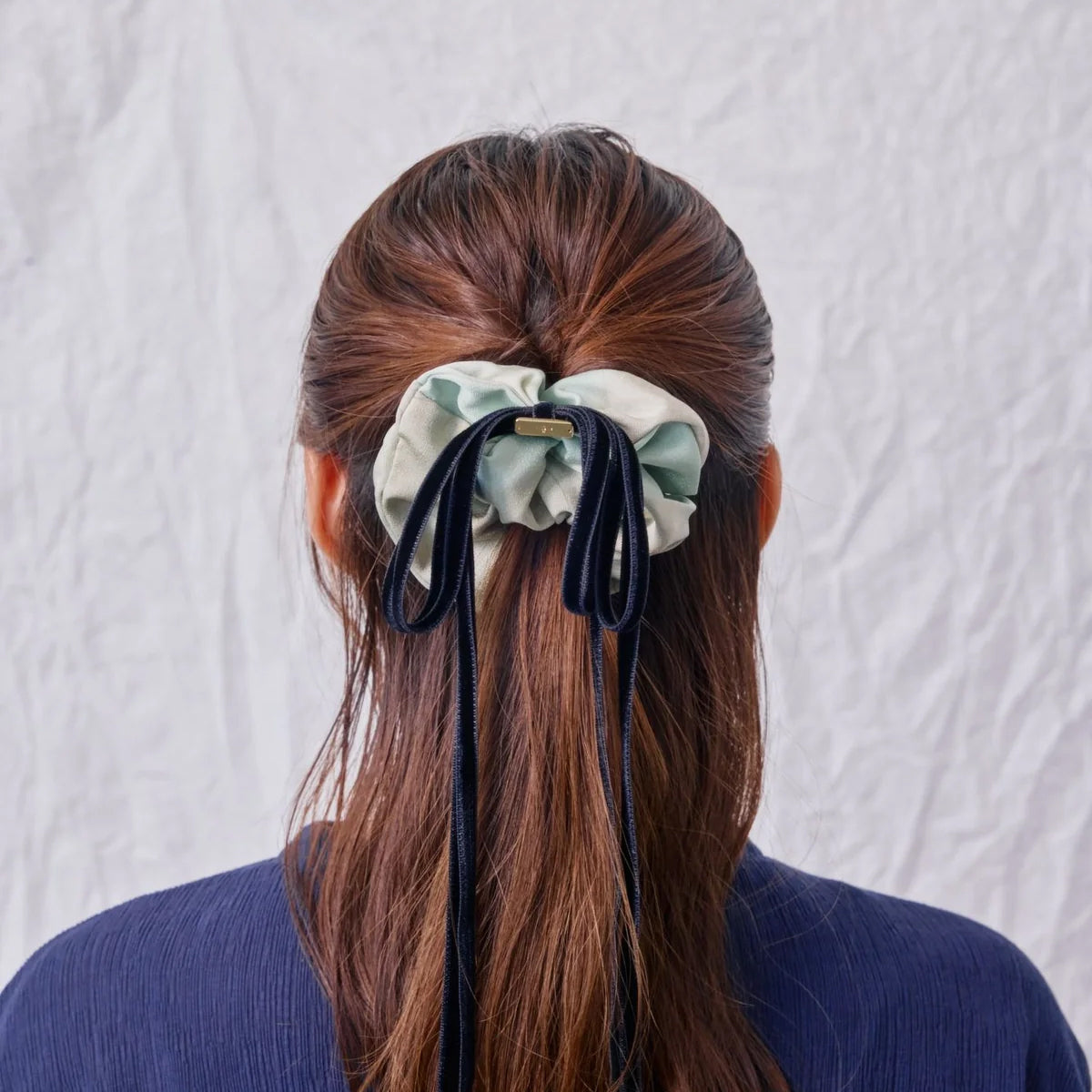 RIBBON SCRUNCHIE