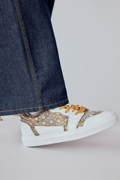 ローカットスニーカー オークルシューレース