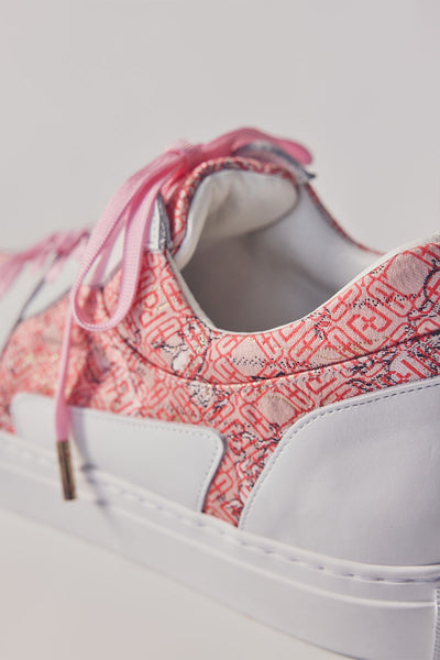 ローカットスニーカー ピンクシューレース